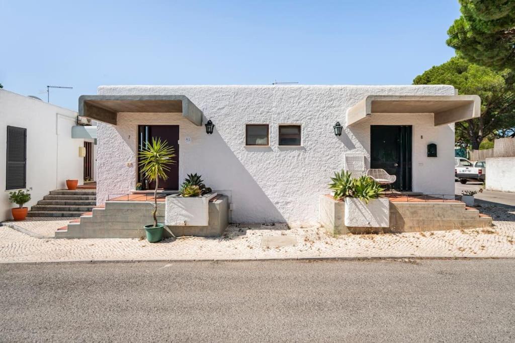 Sunny Villa With Golf Front View Vilamoura Bagian luar foto