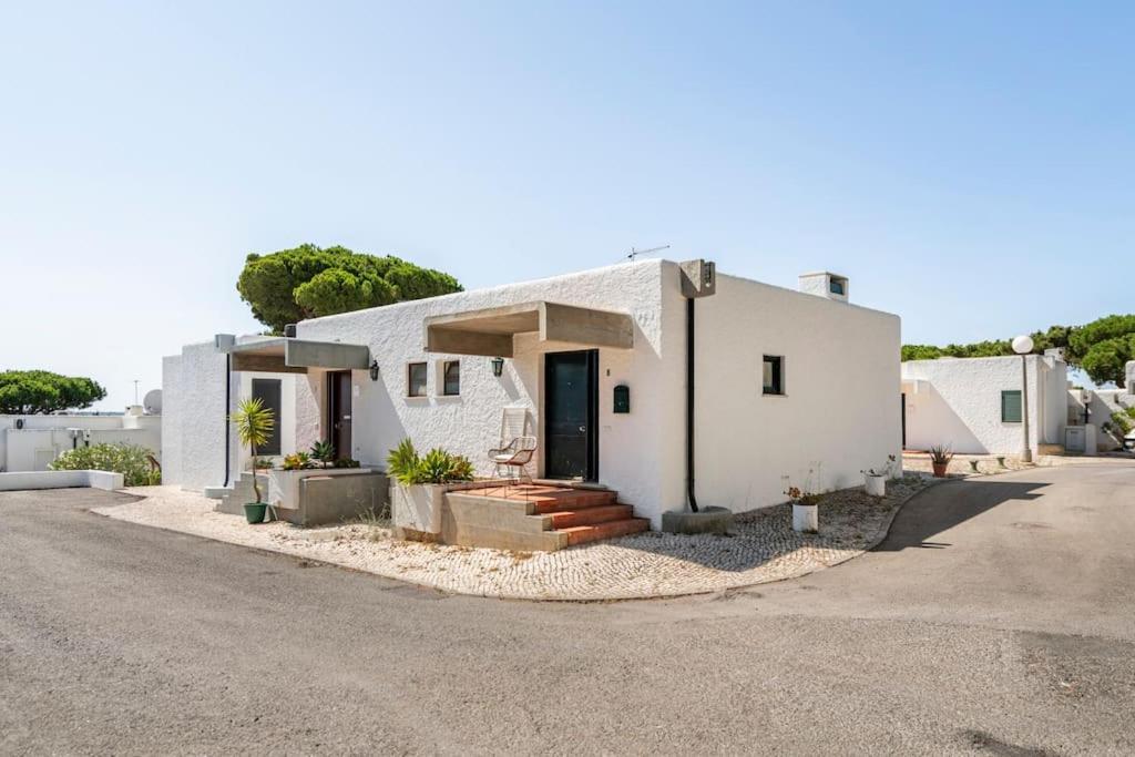 Sunny Villa With Golf Front View Vilamoura Bagian luar foto
