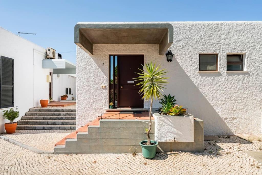 Sunny Villa With Golf Front View Vilamoura Bagian luar foto